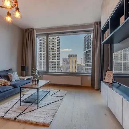 Skypark With Free Parking Apartment *