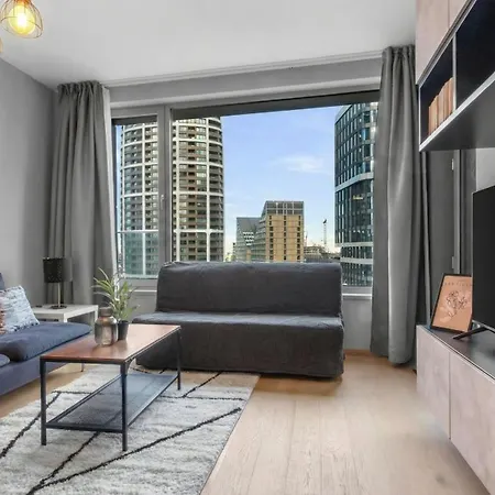 Skypark 1-bedroom On Floor 10 With View And Parking By Skyviews * Bratislava