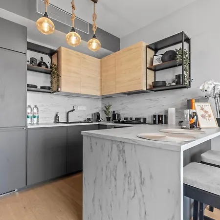 Skypark 1-bedroom On Floor 10 With View And Parking By Skyviews Bratislava
