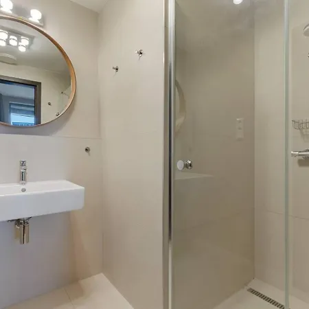 Skypark 1-bedroom On Floor 10 With View And Parking By Skyviews Bratislava