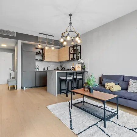 Apartament Skypark 1-bedroom On Floor 10 With View And Parking By Skyviews *